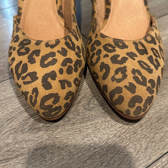 SOLUDOS Gemma leopard block heels. - Picture 7 of 9
